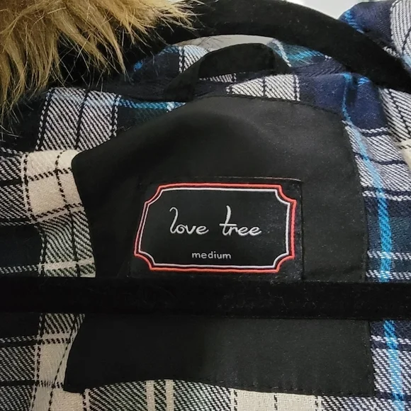 Medium Love Tree Black and Plaid Faux Fur Hooded Puffer Vest - Picture 2 of 7
